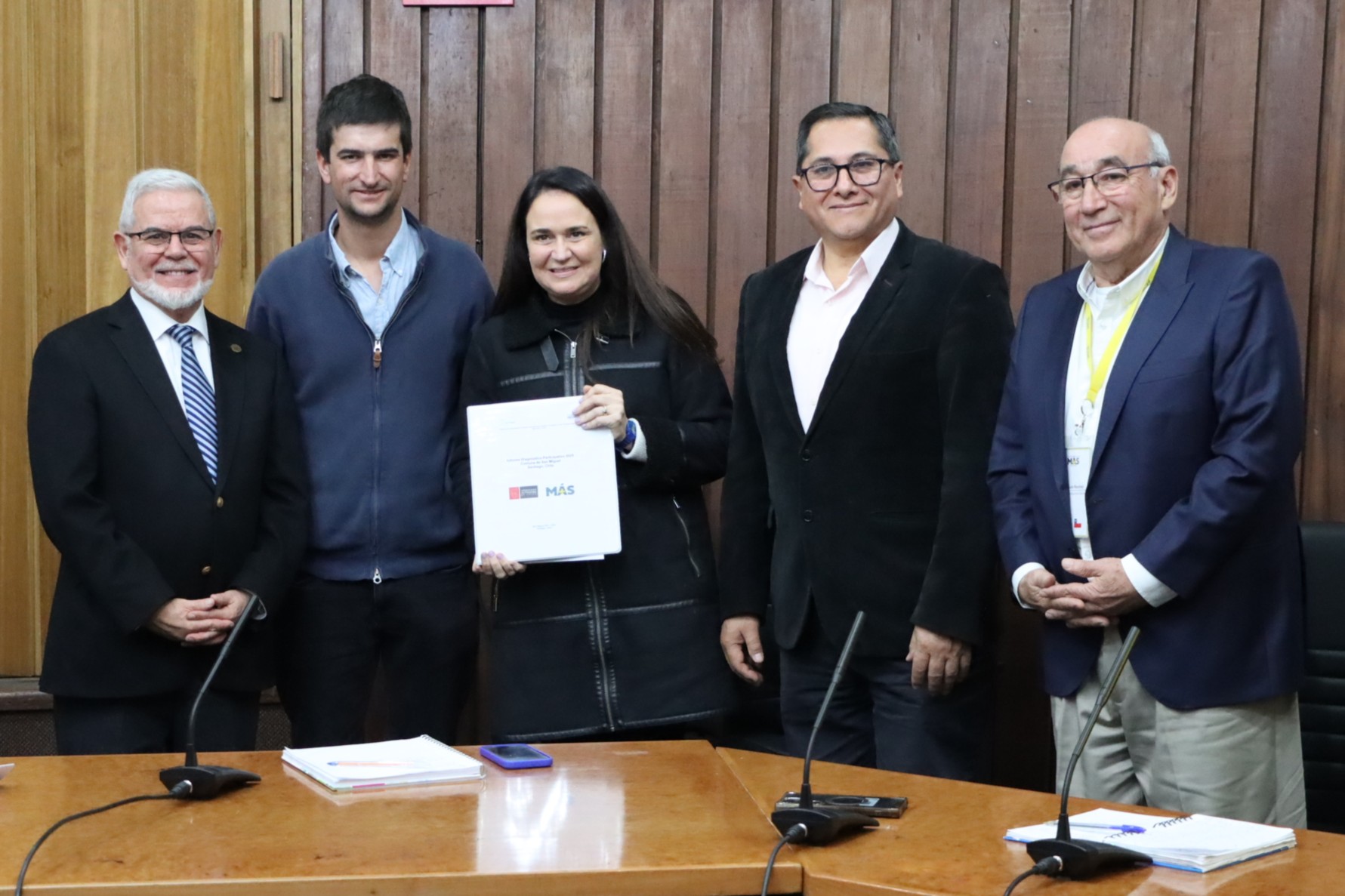 Estudiantes de la Universidad Autónoma colaboran con Fundación Más y OPS en informe clave para la gestión municipal de San Miguel