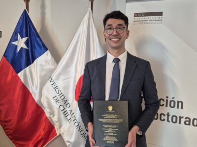 Nuevo egresado del Doctorado en Ciencias Aplicadas desarrolla nanotecnología que usa luz para liberar medicamentos dentro del cuerpo