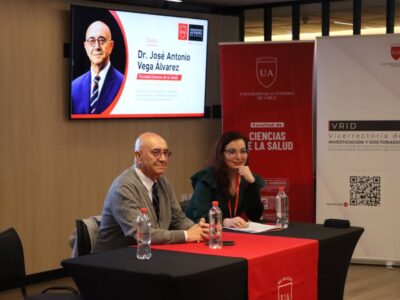 Aclamado médico e investigador español realizó charla a estudiantes de la Facultad de Ciencias de la Salud de la Autónoma