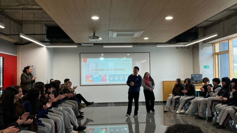 Proyecto de VCM fortalece el trabajo colaborativo para facilitar la transición de estudiantes de enseñanza media a la educación superior
