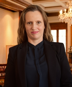 Dra. Fabiane Manke