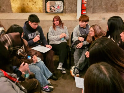 Análisis de casos reales fortalece competencias profesionales de estudiantes de la Clínica de Atención Psicológica