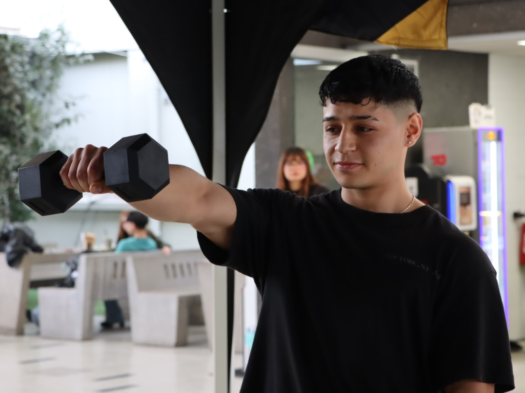 Universidad Autónoma de Chile organizó la Activación SmartFit