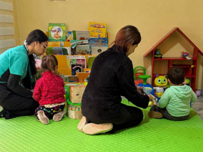 Proyecto “Manos que Sanan” fortaleció la atención y estimulación temprana de niños en residencias del Maule