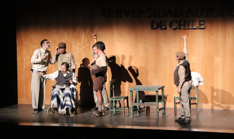 Ciclo de Teatro en la Autónoma reunió a la comunidad con La Contadora de Películas y apoyó a Fundación Más