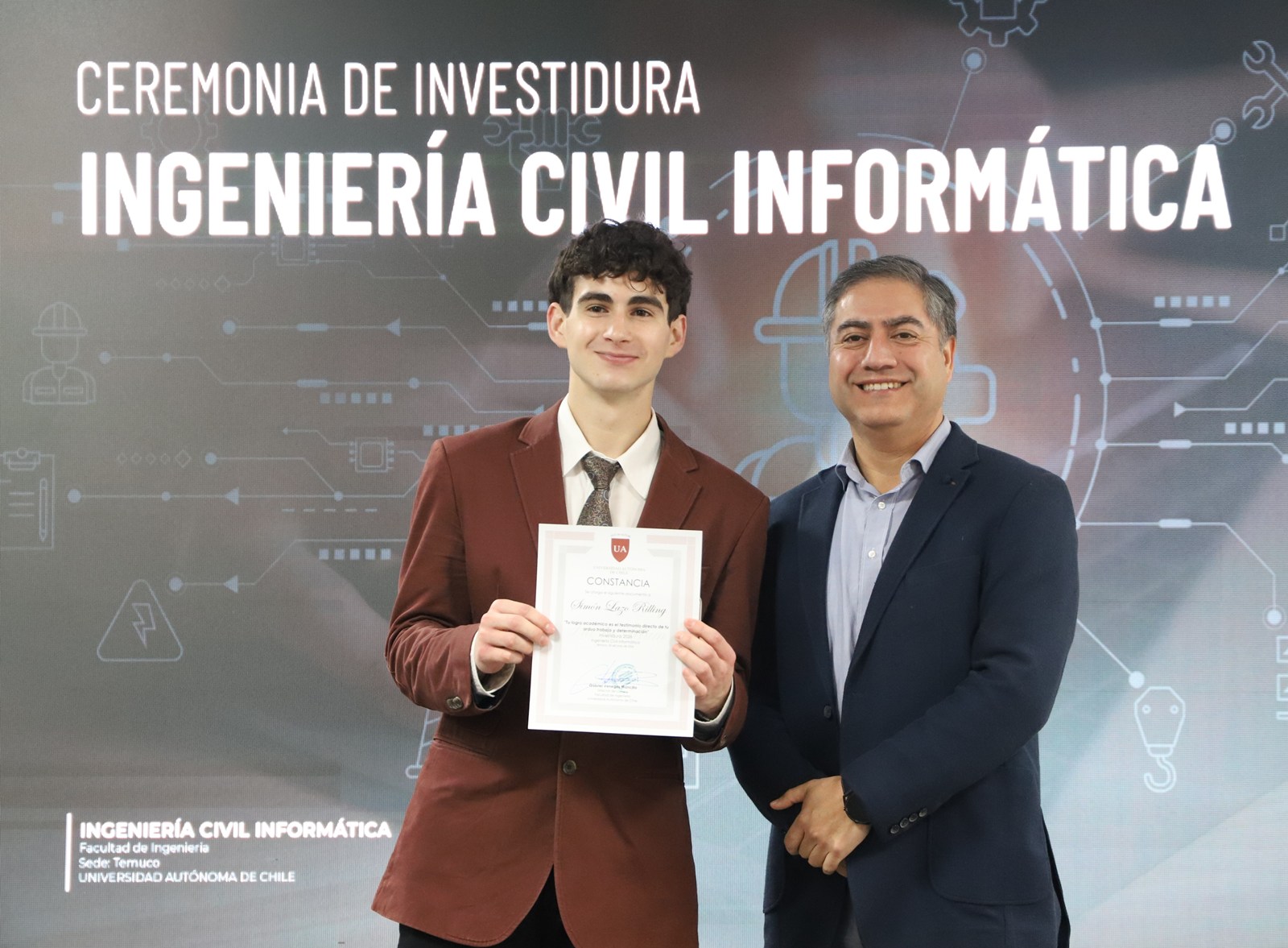 FOTO primera investidura informatica 2