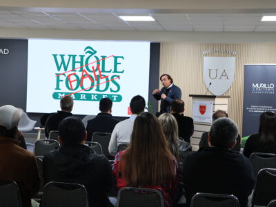 Universidad Autónoma fortaleció el ecosistema emprendedor con charla sobre innovación e internacionalización