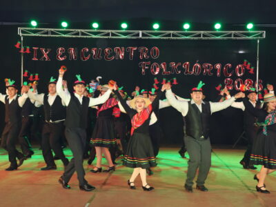 Tradición, identidad y cultura marcaron la novena edición de la Gala Folclórica de Pedagogía en Educación Física