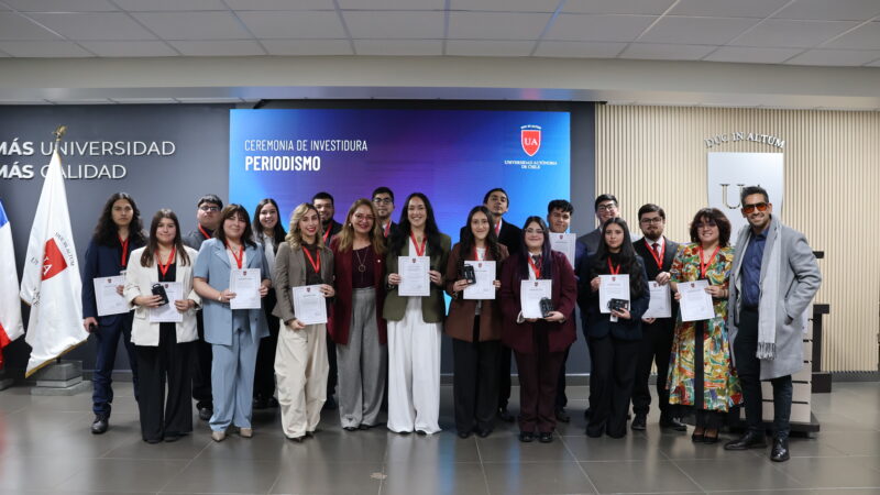 Un paso hacia el ejercicio profesional: Periodismo vivió su primera Ceremonia de Investidura en Sede Temuco