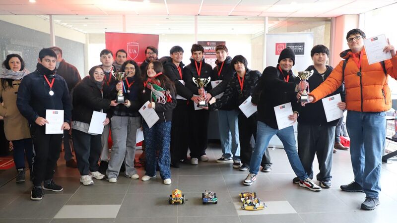 Ingeniería Civil Informática cerró la EPI 2026 con una carrera de vehículos autónomos híbridos