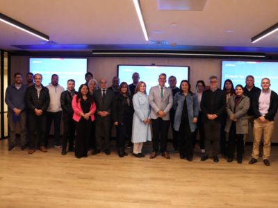 Docentes de Ingeniería Comercial participan en charla sobre los desafíos de Fintech en la formación de estudiantes de la carrera   