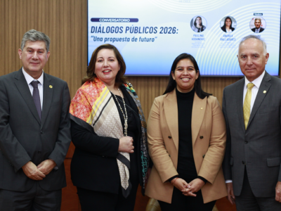 Escuela de Gobierno realiza en Talca su primer Conversatorio Diálogos Públicos, con dos senadoras de la Región del Maule