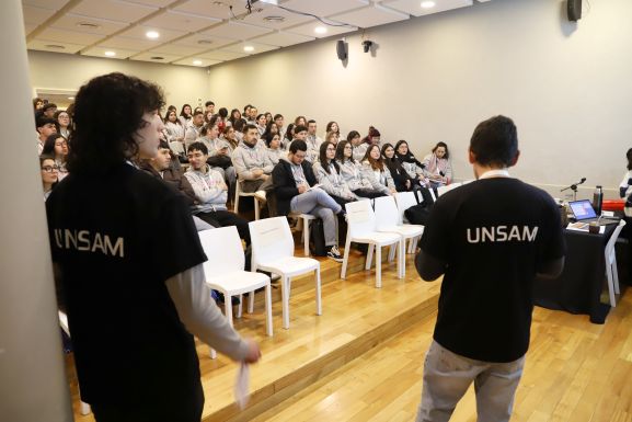 Estudiante en LideraUA 2026 3