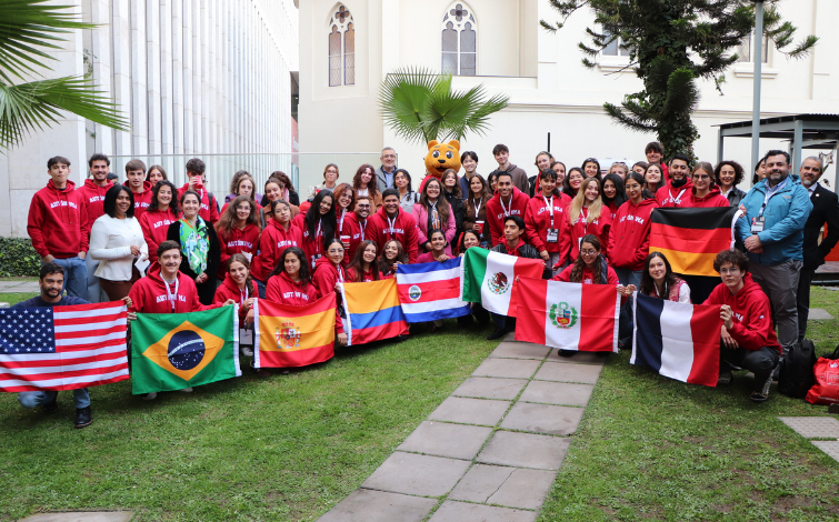 Sede Santiago dio la bienvenida a 55 estudiantes internacionales en hito histórico de la Dirección de Relaciones Internacionales
