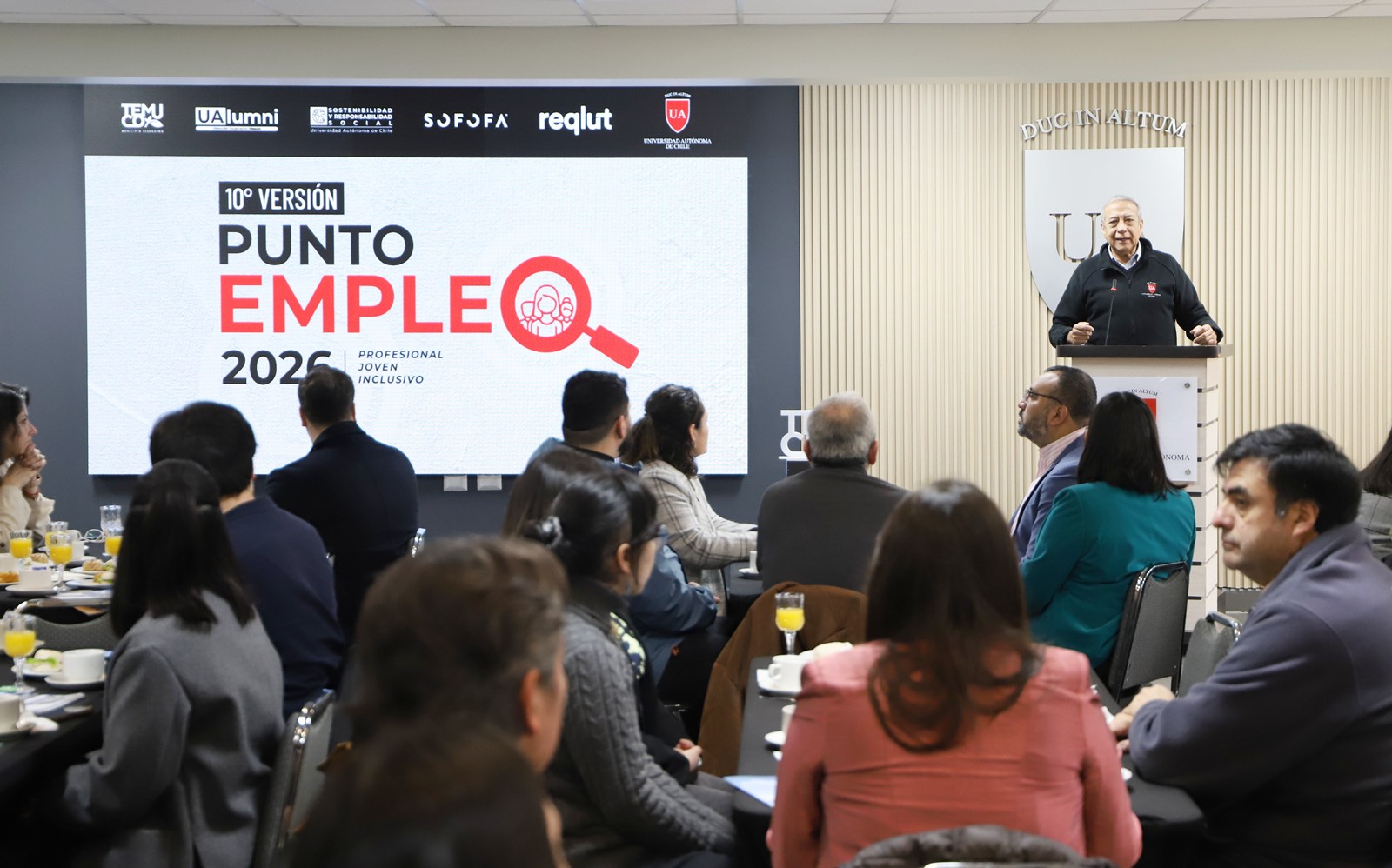FOTO encuentro empresas punto empleo 3