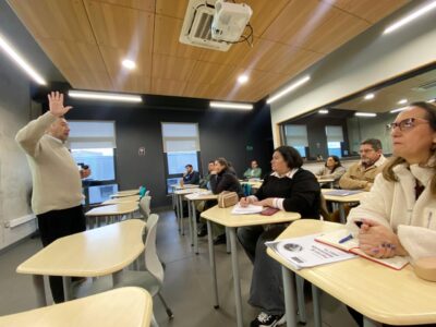 Facultad de Ciencias de la Salud fortalece competencias docentes en evaluación