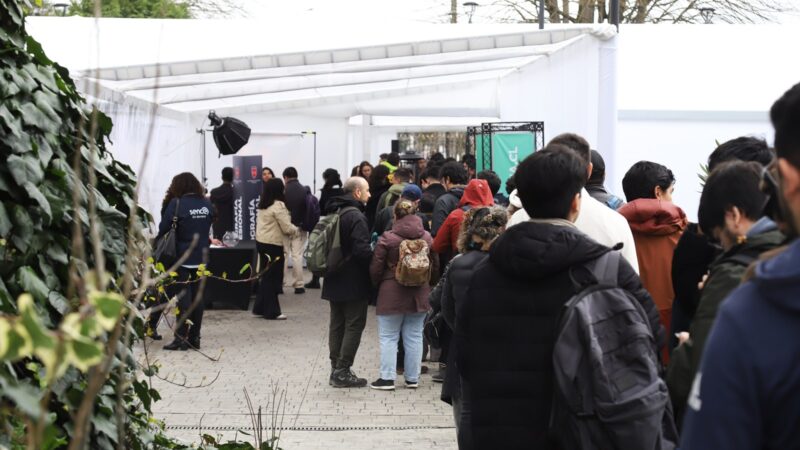 Más de dos mil personas participaron en la Feria Punto Empleo en Temuco