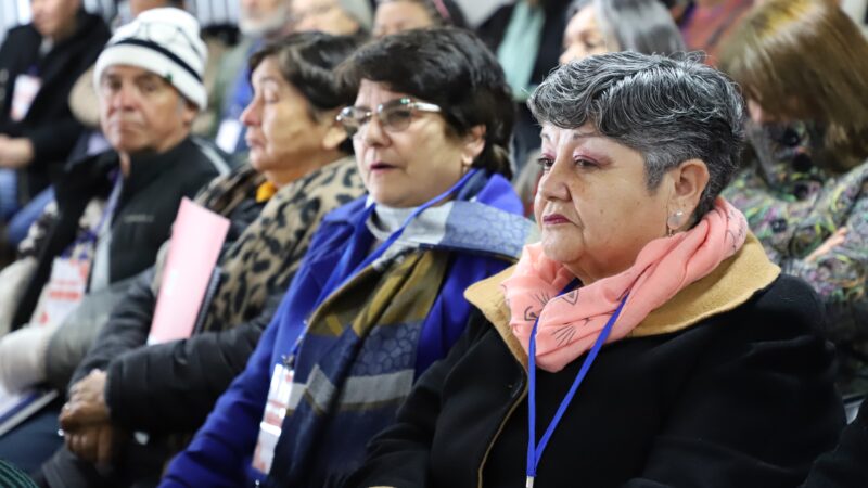 Escuela de Líderes reunió a dirigentes sociales de Pelluhue para fortalecer sus herramientas de gestión comunitaria