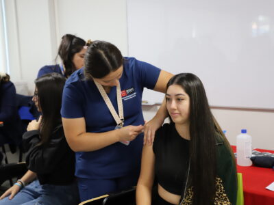 Enfermería fortalece acciones de prevención y promoción de la salud en su comunidad académica