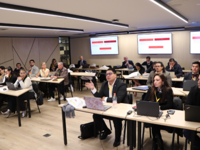 Facultad de Derecho lanzó Micro Máster Internacional sobre inteligencia artificial aplicada a los sistemas de justicia