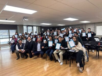 Estudiantes de la Universidad Autónoma fortalecen sus herramientas de liderazgo y servicio público