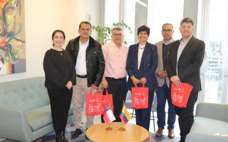 Visita estudiantes de doctorado de la Universidad de La Salle