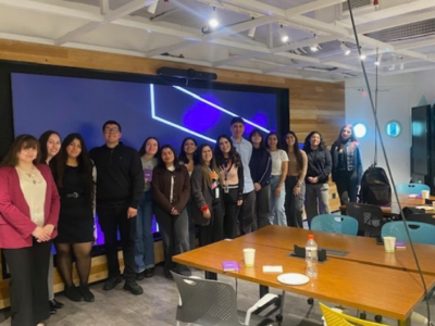 Estudiantes de Ingeniería Comercial de Providencia visitaron Accenture Chile