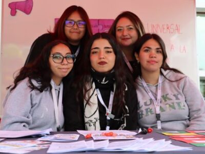 Estudiantes de Trabajo Social y Psicología del Programa VIF promueven el derecho al acceso a la información
