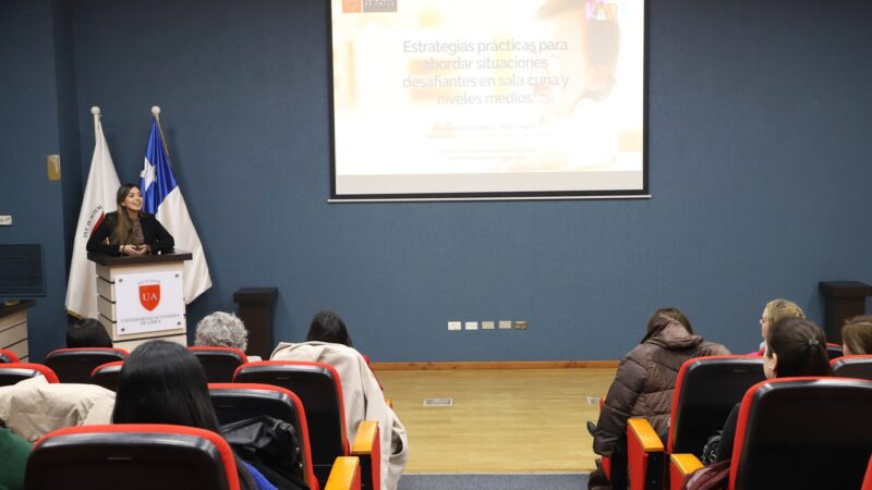 Expertas abordan estrategias para enfrentar conductas desafiantes en la primera infancia