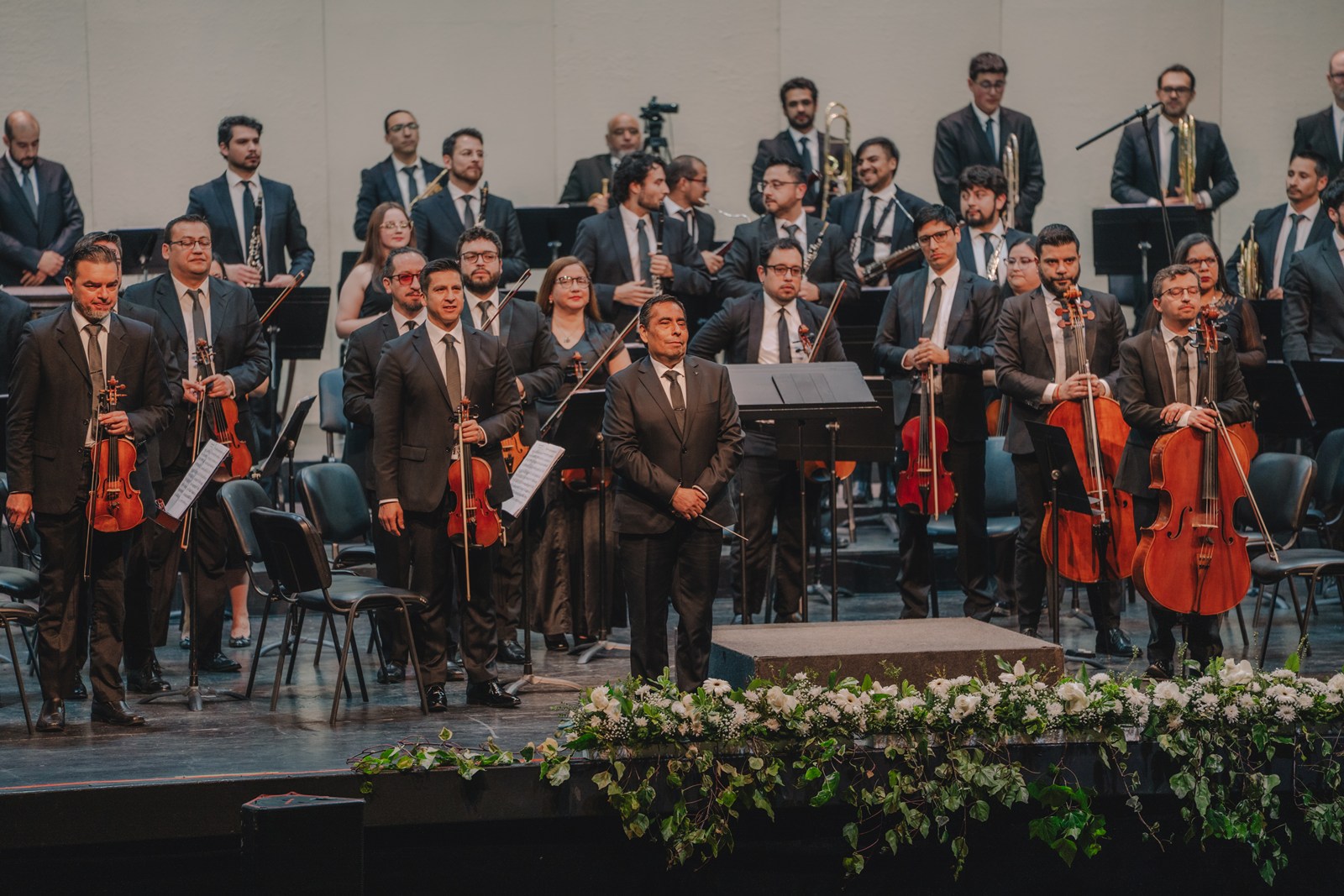 FOTO orquesta filarmonica en villarrica 1