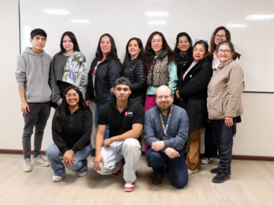 Estudiantes de Ingeniería en Construcción capacitan en Microsoft Word a mujeres de San Miguel  