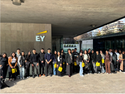 Estudiantes de Auditoría e Ingeniería en Control de Gestión viven experiencia de acercamiento laboral con EY 