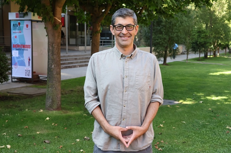 Portada ROBERTO LAGOS HERNANDEZ DIRECTOR DE PEGAGOGIA EN EDUCACION FISICA 1