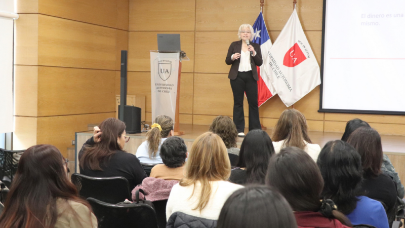 Empresarias en formación: la Autónoma abrió sus puertas a mujeres jefas de hogar   