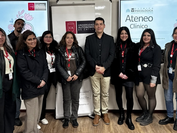 Estudiantes de Psicología modalidad TECH fortalecen su formación clínica a través del aprendizaje entre pares