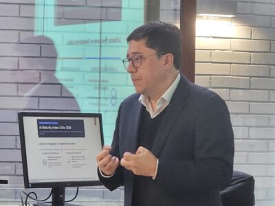 Estudiantes de Ingeniería Comercial TECH y especialista del Banco Central analizan el data science para la toma de decisiones