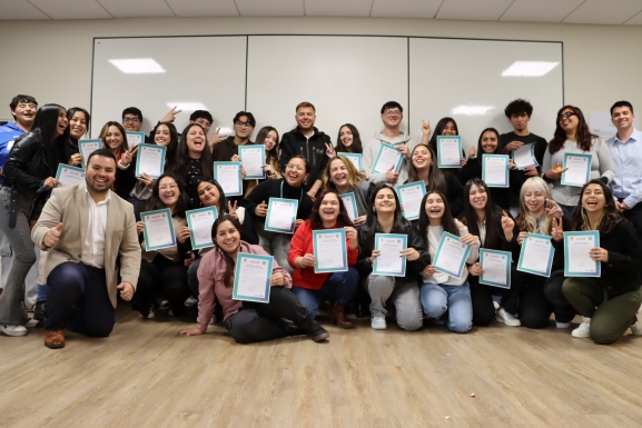 La Universidad Autónoma de Chile refuerza competencias de liderazgo en futuros profesionales