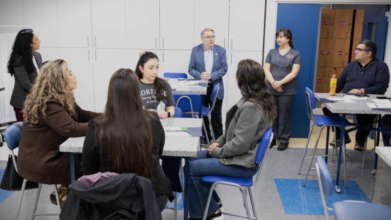 Universidad y Hospitalia realizan curso para operadores de simulación clínica en Temuco