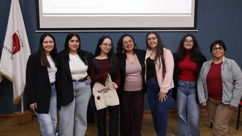 "Mujeres que transforman espacios": una conversación para derribar barreras en la industria de la construcción