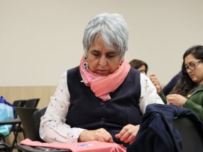 Mes de la Sustentabilidad en la Autónoma: taller de customización de ropa, creatividad y bienestar en el trabajo