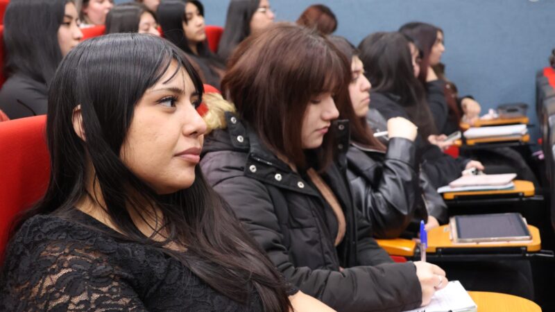 Futuros docentes reflexionan sobre el impacto de las emociones en el aprendizaje