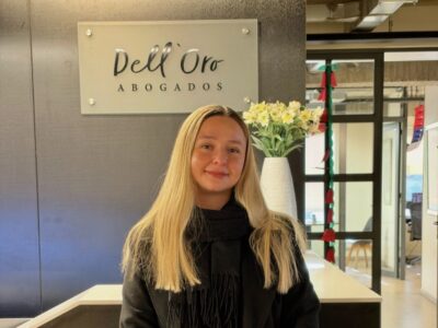 “Estoy muy agradecida por todo lo aprendido": estudiante de Derecho realiza valiosa pasantía en Dell’Oro Abogados