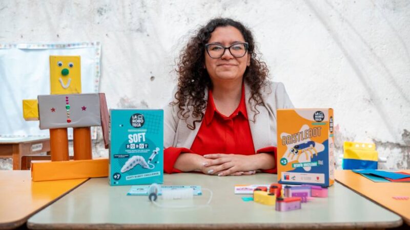 Lanzan “La Roboteca”, un proyecto que acerca la ciencia a niñas y niños mediante el juego y la experimentación