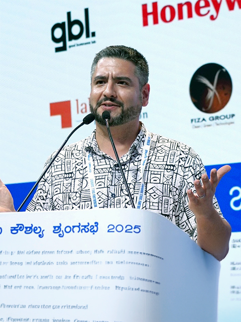 victor valenzuela